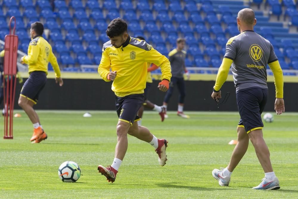 Entrenamiento de la UD previo al partido contra el Betis (18/04/2018)