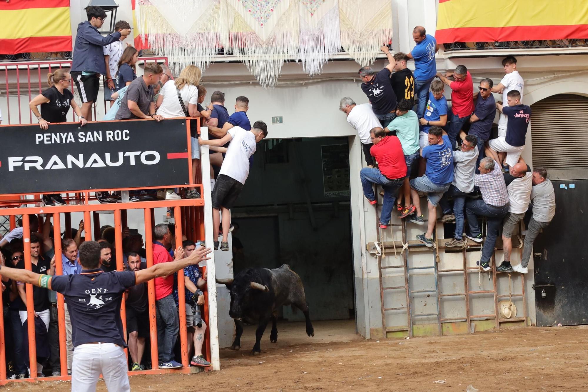 Los mejores momentos de la tarde taurina del martes de fiestas en Almassora