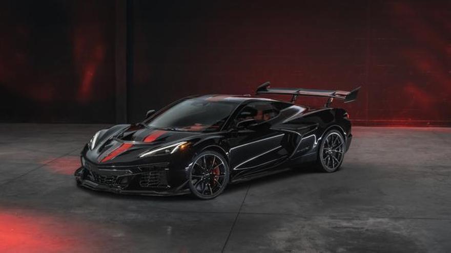 El nuevo Corvette ZR1X tiene la aceleración de un eléctrico con el rugido de un V8 birutbo