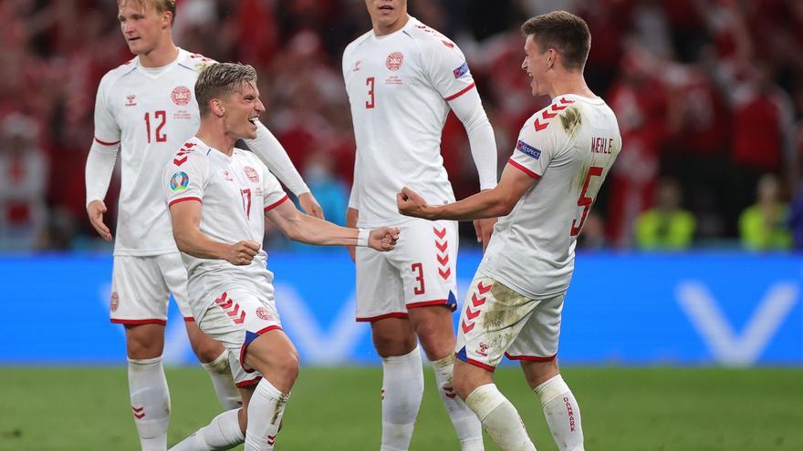 Dinamarca saca la garra en el último partido y deja fuera a Rusia