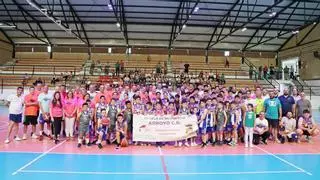 Convivencia de baloncesto contra el cáncer en Arroyo de la Luz