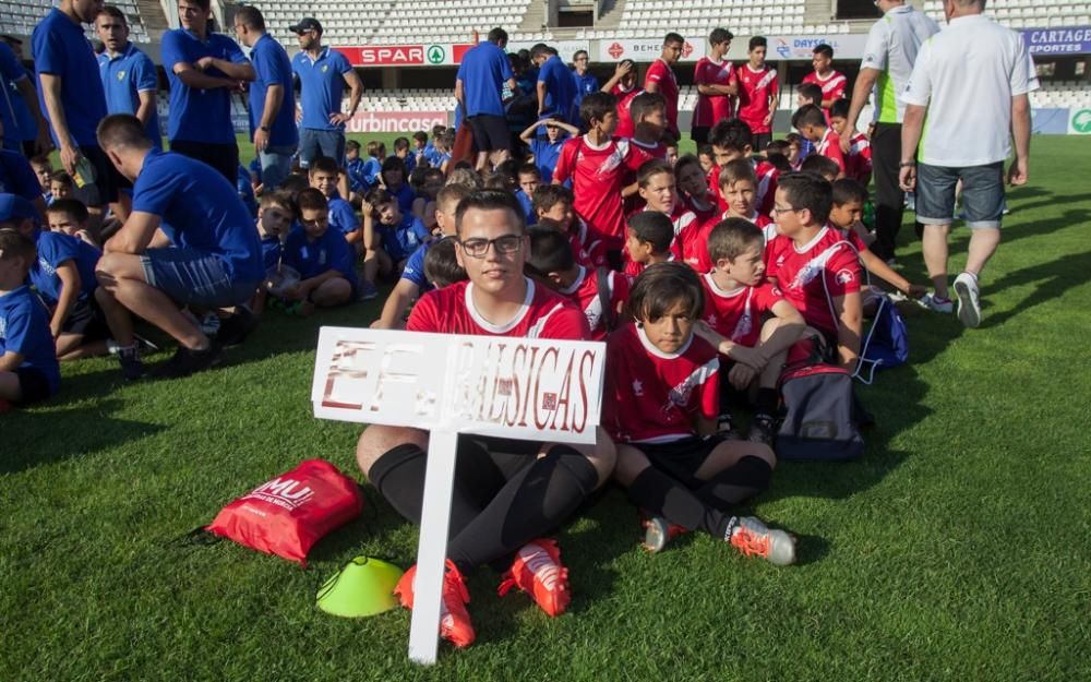 Clausura de la liga local de fútbol base de Cartag