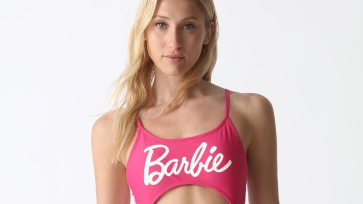 'Life in bañador is fantastic' y con este de la colección de Barbie en Lefties, ¡más!