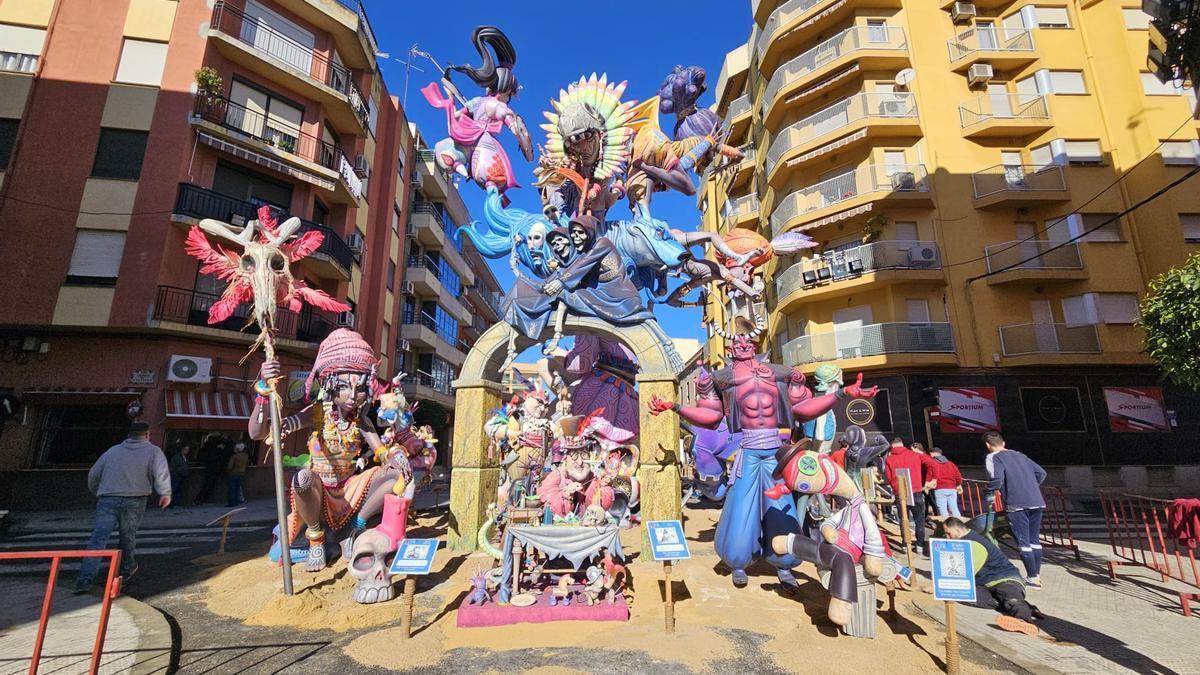 Las fallas de Carcaixent avanzan a distintas velocidades