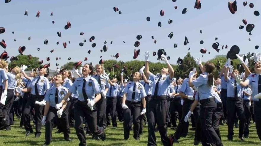 Acte de graduació a l&#039;acadèmia catalana de policia