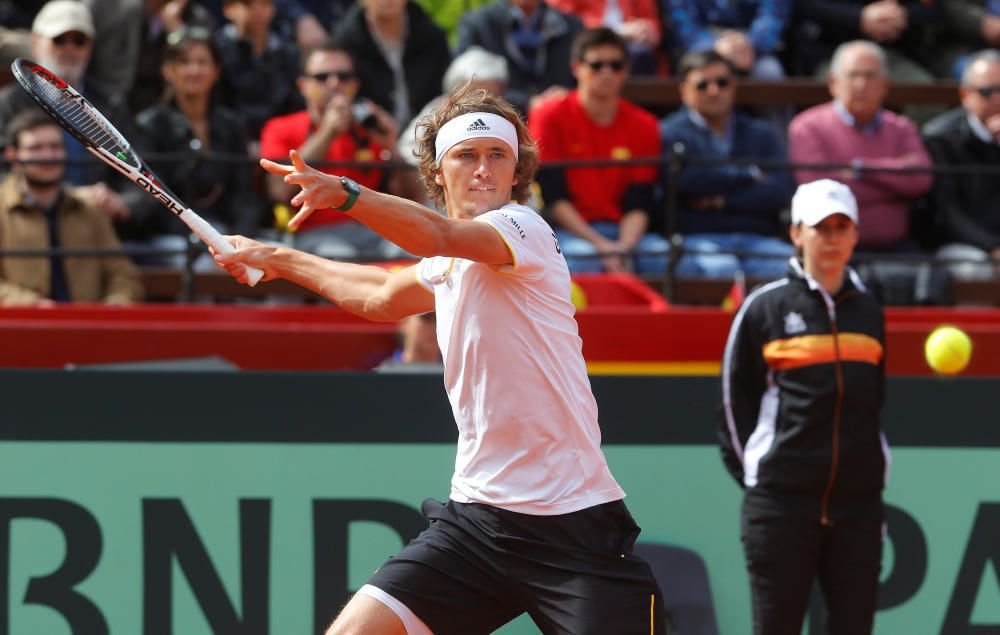 Primer partido de la Copa Davis en València entre Ferrer y Zverev.