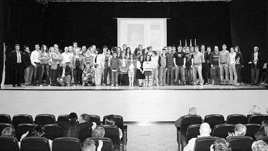 Los distinguidos durante la IV edición de la Gala del Deporte de Langreo.