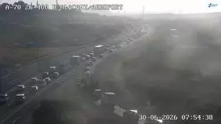 Un accidente provoca retenciones en ambos sentidos de la A-70 en Alicante