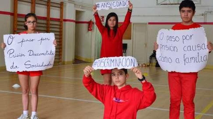 Alumnos de Divina Pastora participantes en la iniciativa. // FdV