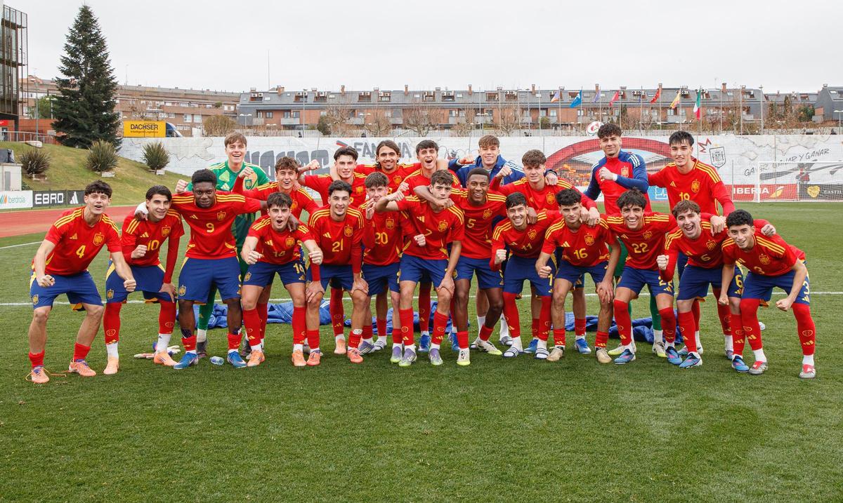 La selección española sub 19, este miércoles tras ganar a Italia.