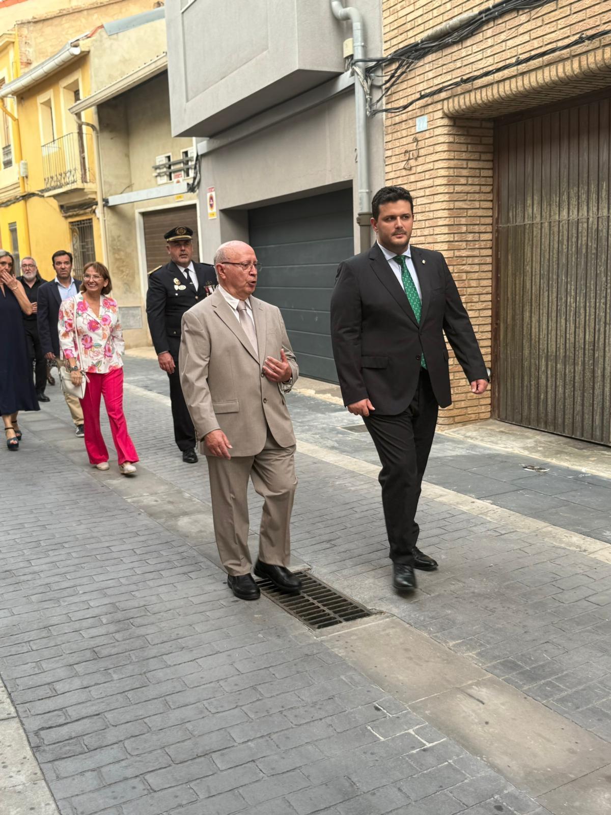 Ricardo Martínez, Premi Poble d’Albal m junto al alcalde José Miguel Ferris.