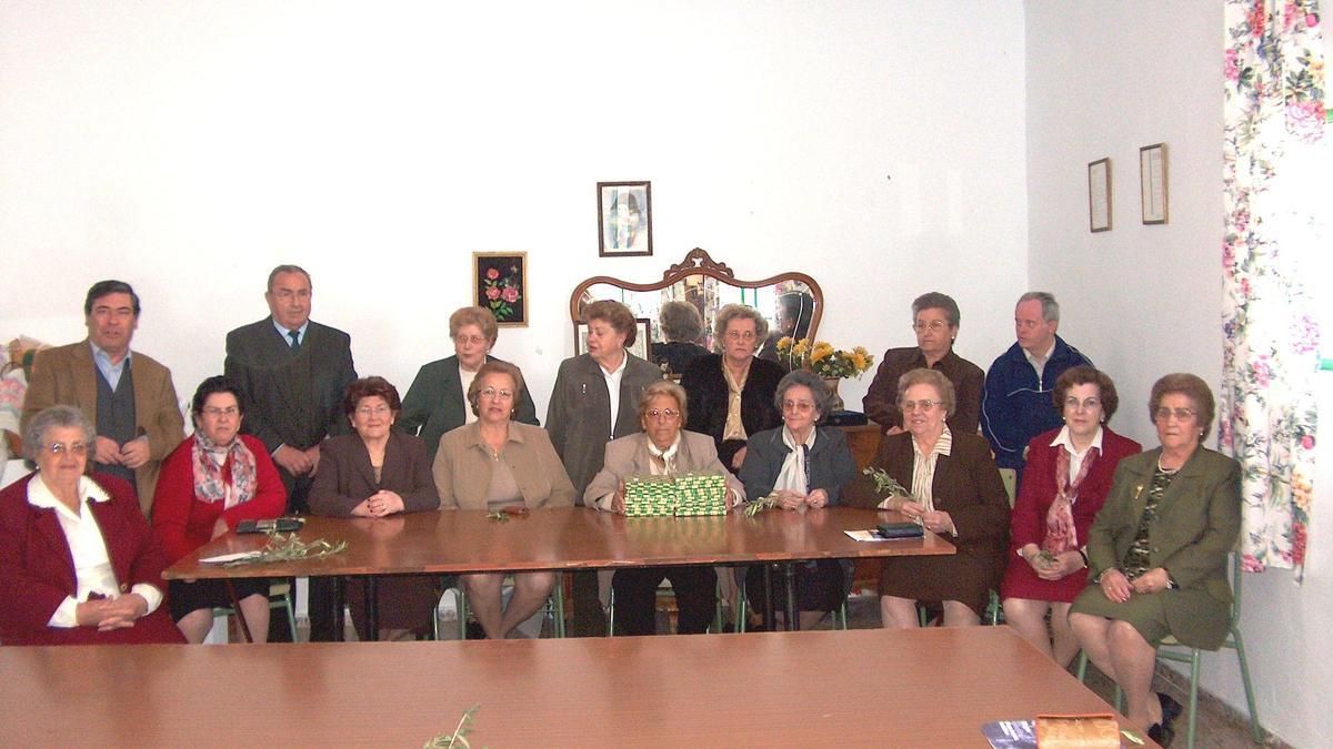 Isabel, la monja de Encinarejo (centro), en una imagen de archivo.