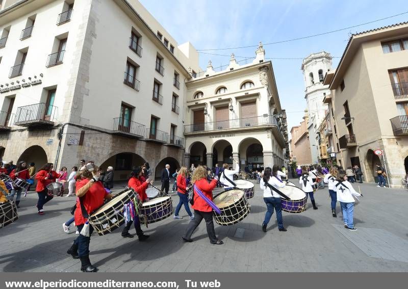 GALERÍA DE FOTOS -- Tamborrada de les dones en Vila-real