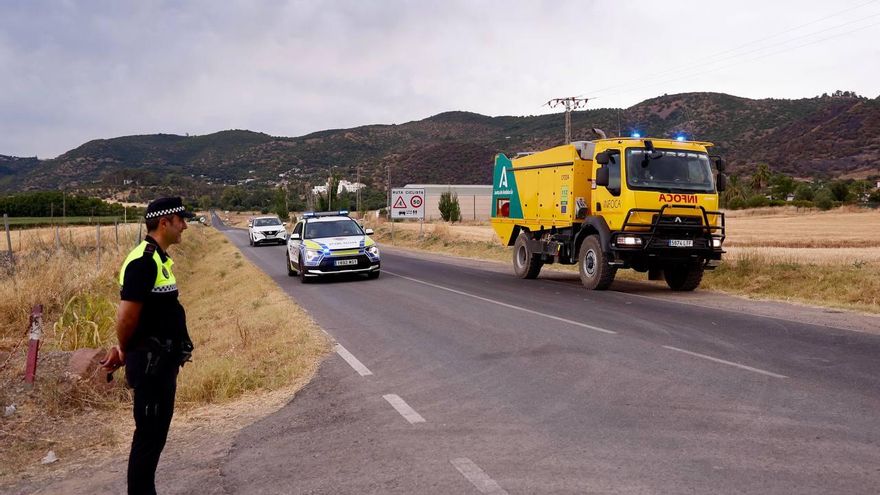 Las imágenes de la mañana en el entorno del incendio de La Albaida