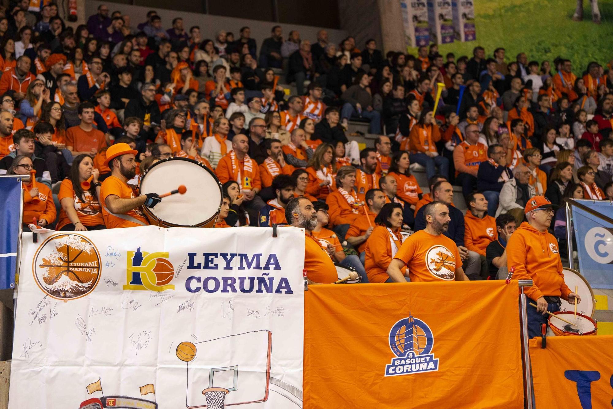 A Coruña respira naranja con el Leyma