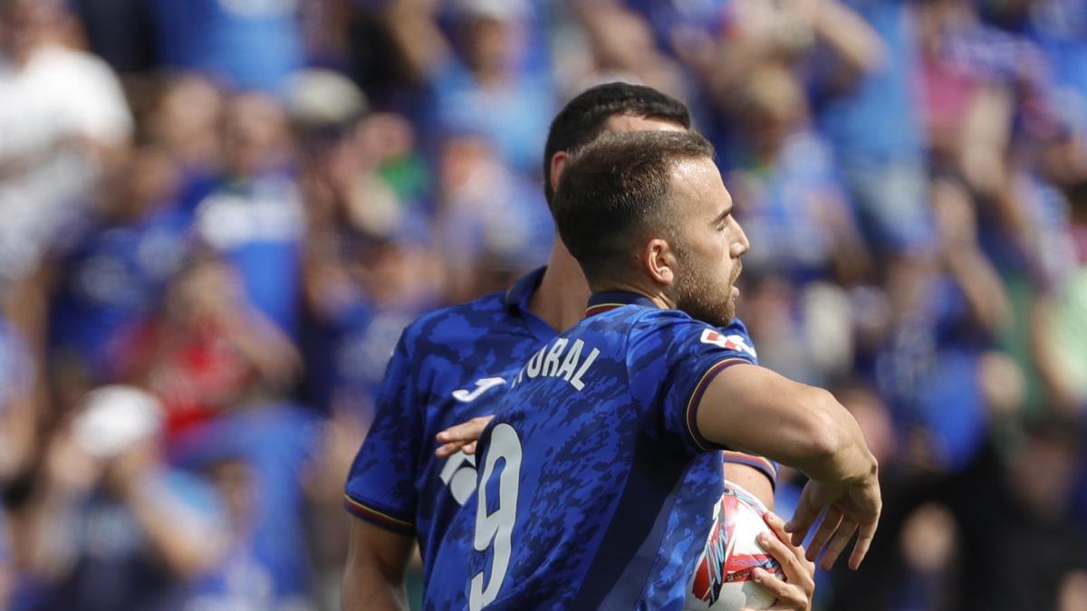 Mayoral disfraza los males del Getafe.