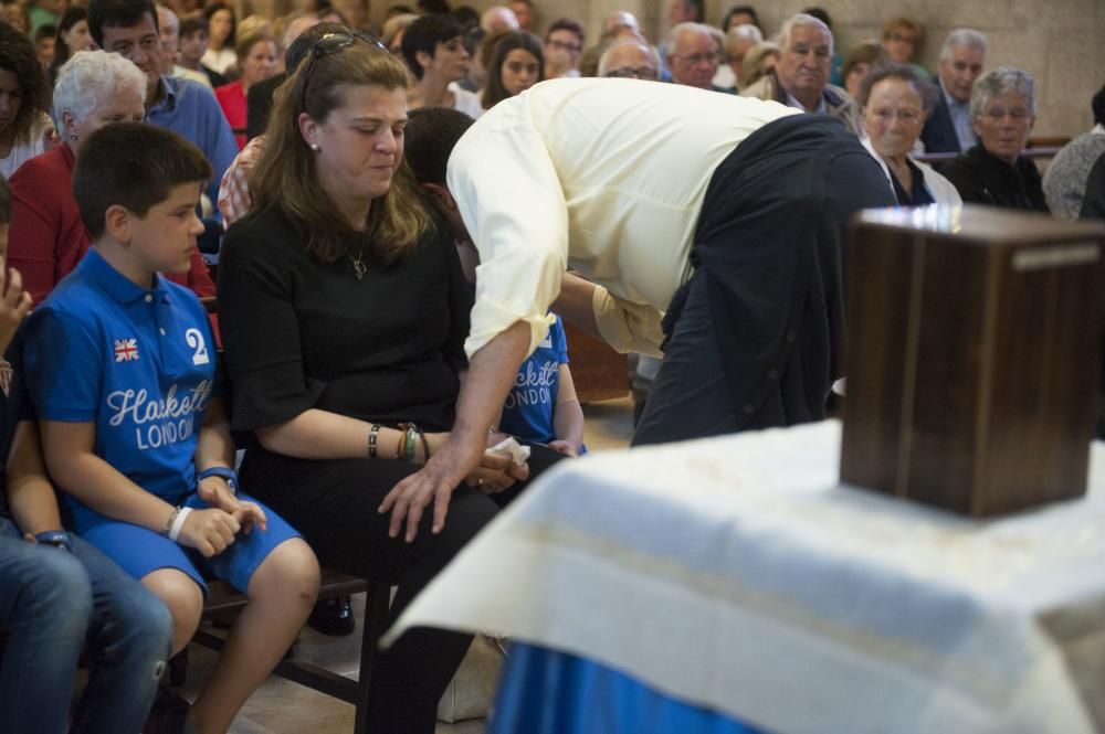 Funeral del cofrade de los estudiantes en la iglesia de San Javier