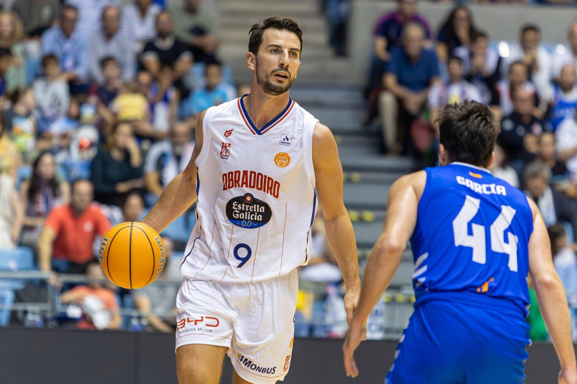 El Obradoiro ejerce de 'grande' para ganar al Melilla