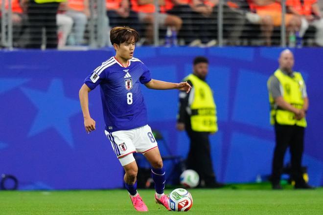 Alarma con Take Kubo: sufre una lesión de rodilla y se complica su Mundial