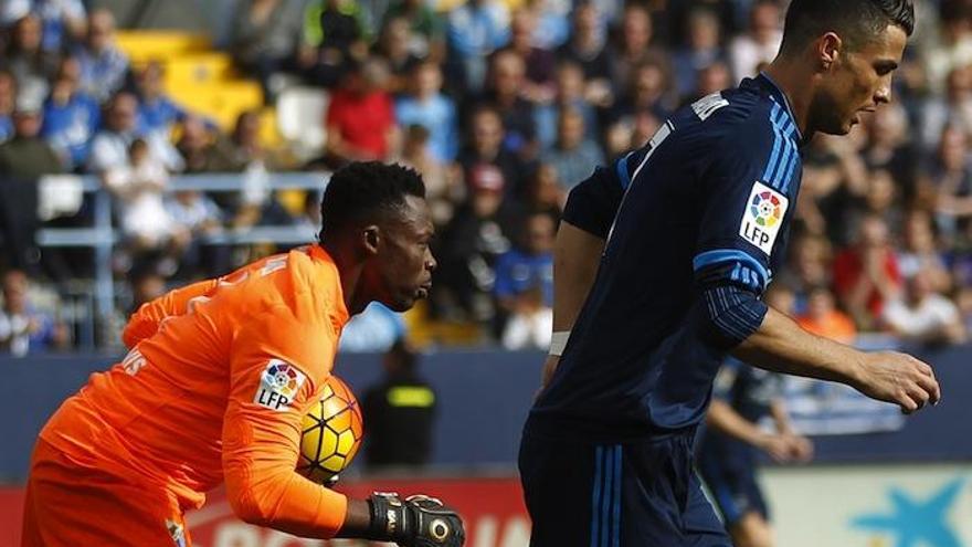 Kameni, que le detuvo un penalti a Cristiano Ronaldo, fue elegido por la afición blanquiazul como el MVP del partido.