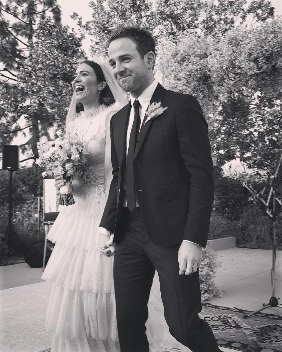 Mandy Moore se casa con Taylor Goldsmith