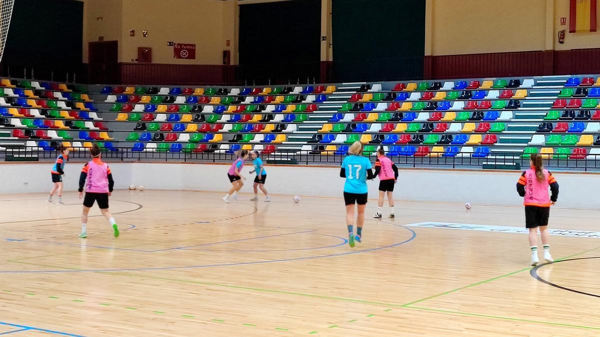 Imagen de un entrenamiento del Joventut d&#039;Elx