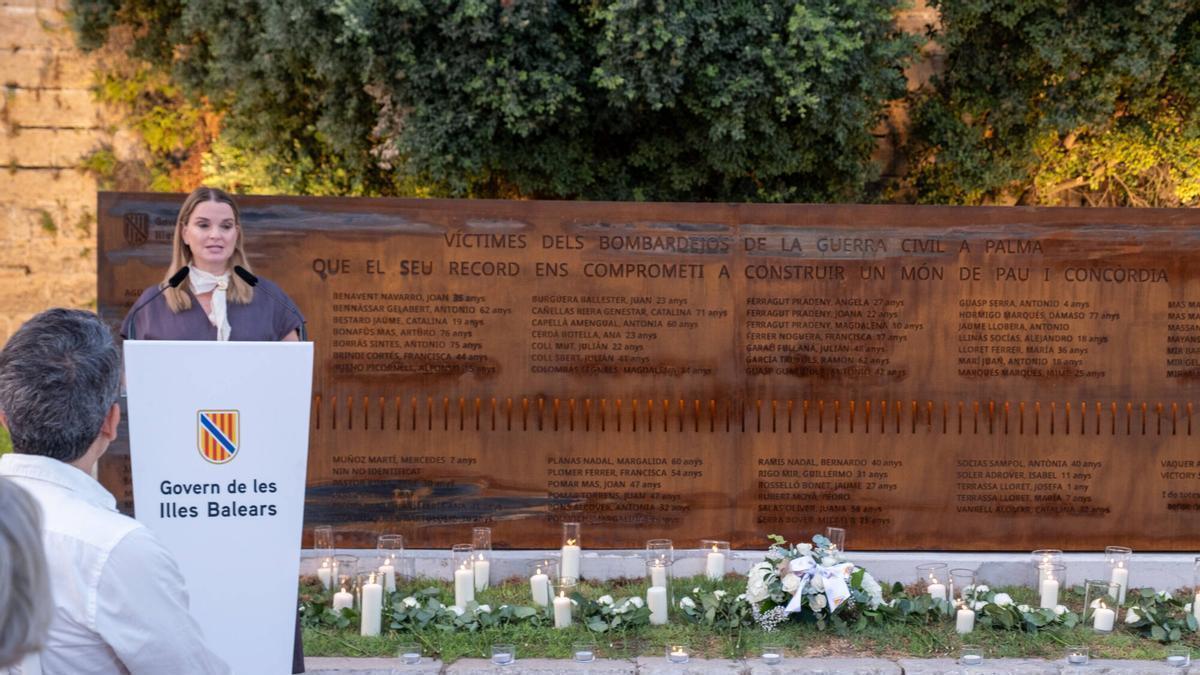 Prohens en un homenaje a las víctimas de los bombardeos republicanos sobre Palma