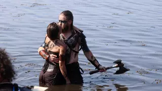 Desembarco vikingo: una de escandinavos, piratas, romanos e indios del Oeste
