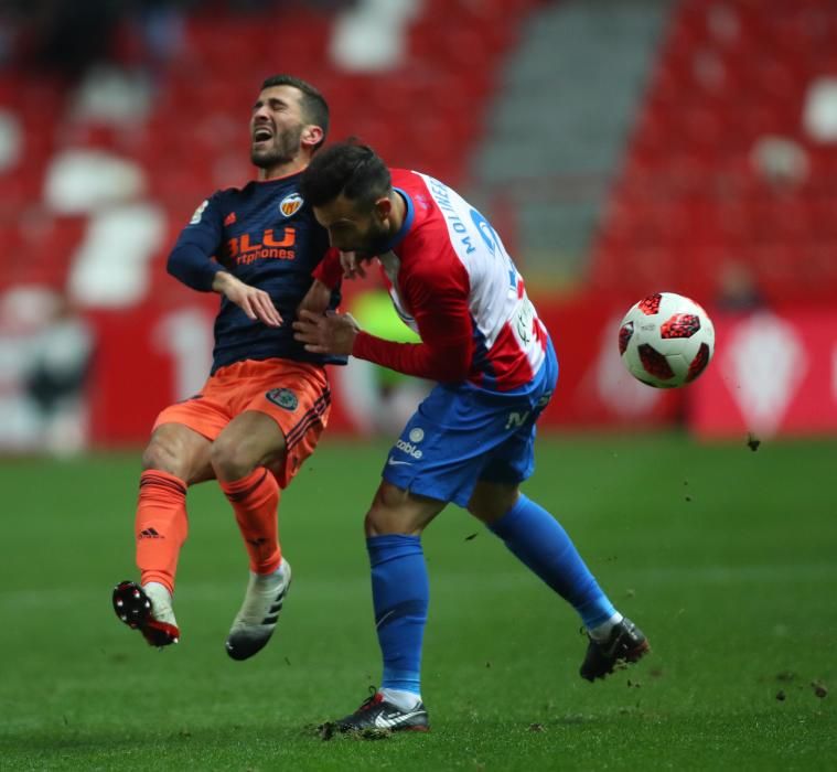 Sporting de Gijón - Valencia CF, en imágenes