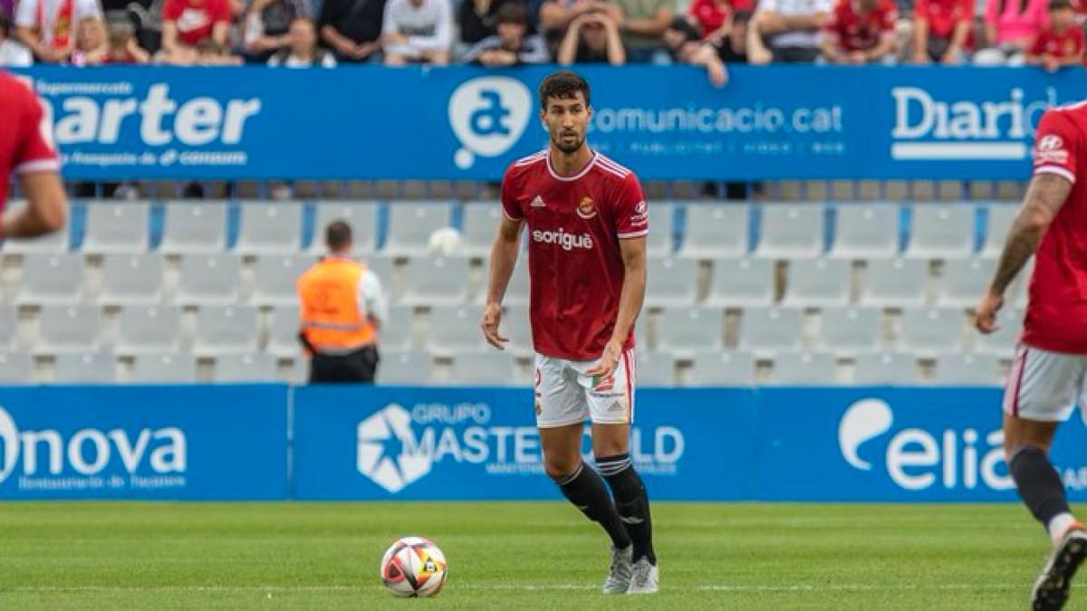 Pablo Trigueros, jefe de la zaga grana