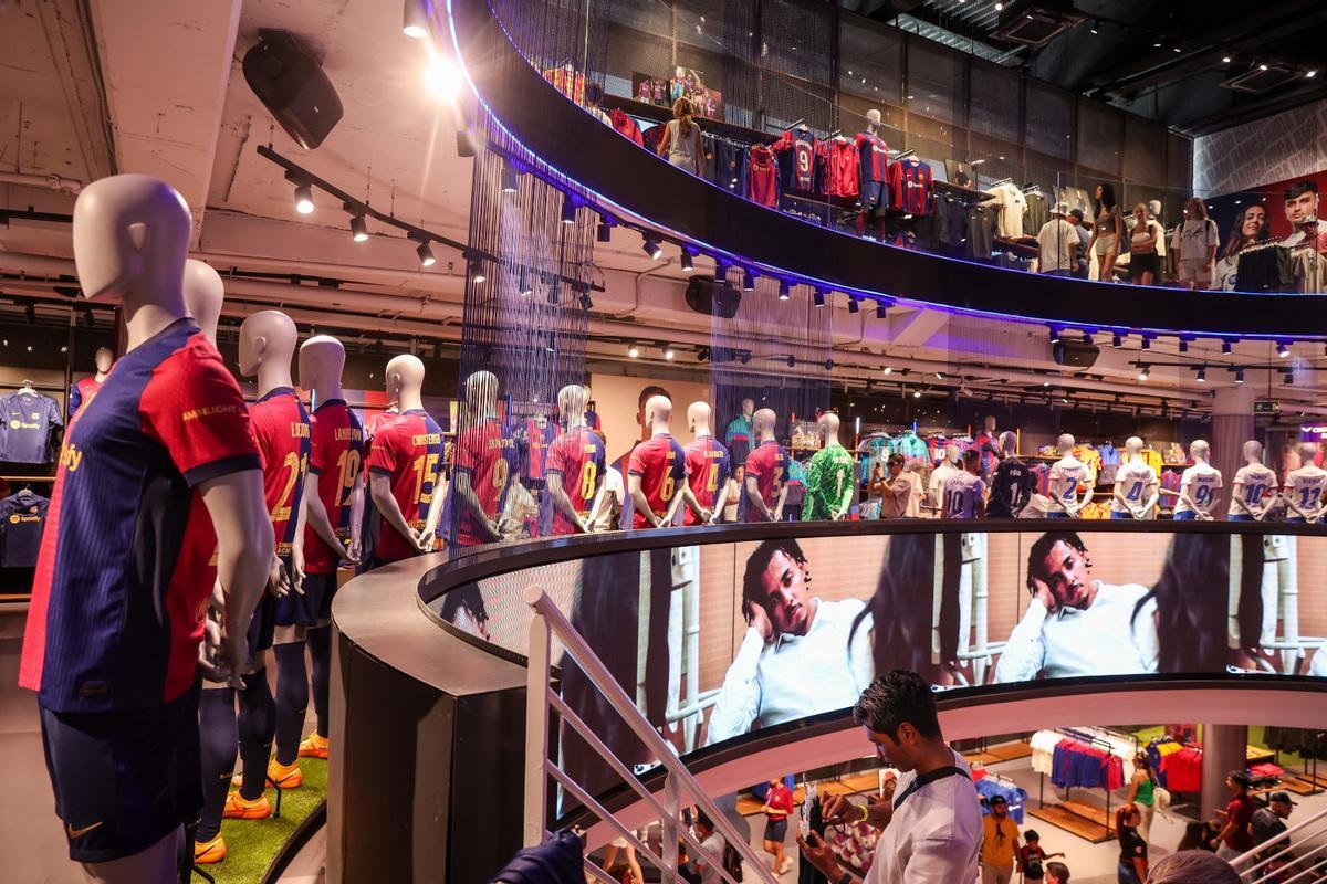 Pasión por Lamine Yamal y la nueva camiseta del Barça Pasión por Lamine Yamal y la nueva camiseta del Barça