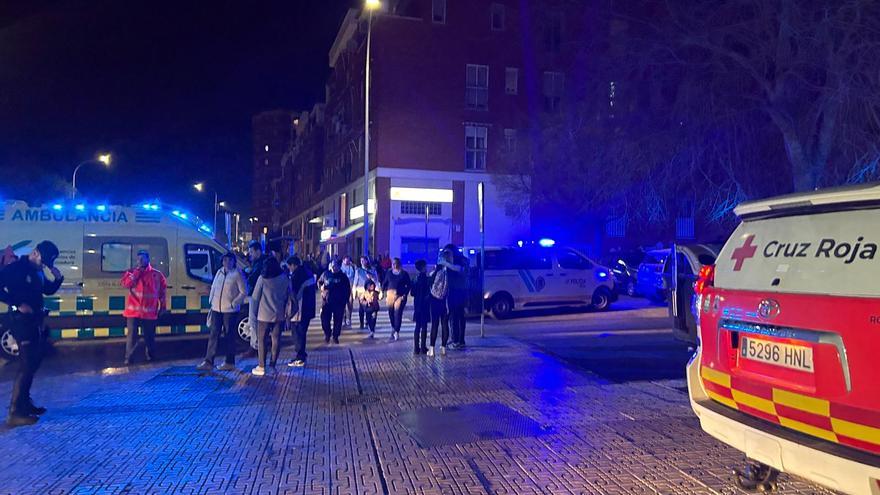 Dos alumnas en la UCI tras una explosión en el instituto San Fernando de Badajoz
