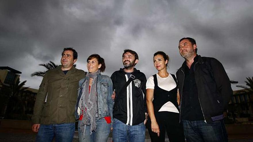 Jorge Bosch, Malena Alterio, Fernando Tejero,  Elsa Martínez y Max Lemcke ayer en Alicante.