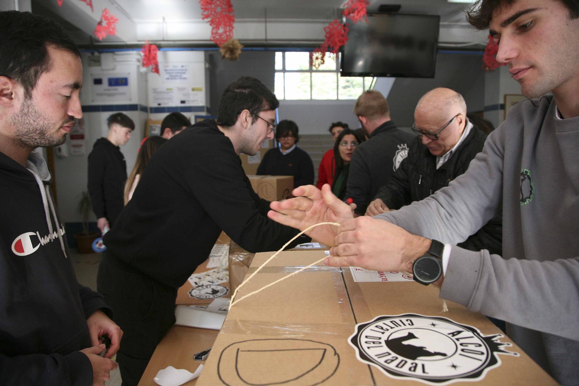 Regalos para entregar los Reyes Magos de Alcoy