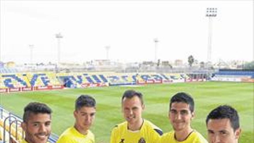 El Villarreal quiere asaltar el Camp Nou y seguir en la nube