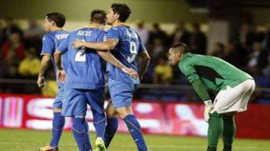 El Getafe frena al Villarreal (0-2)
