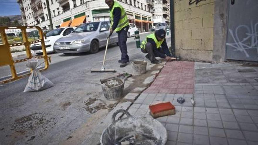 Imagen de las obras de mejora de la accesibilidad en la zona de la Vaguada.