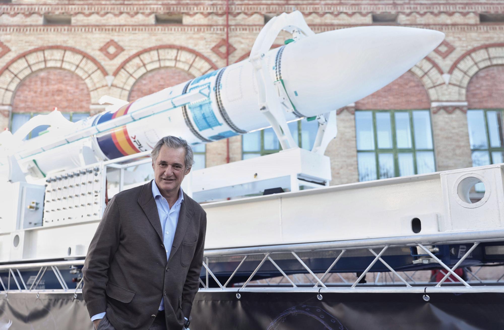 Una empresa de Elx presenta el primer cohete espacial español