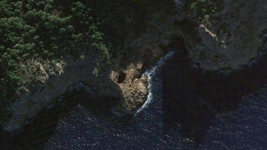 Un nuevo rescate en la cueva Avenc de na Coloms en Ibiza