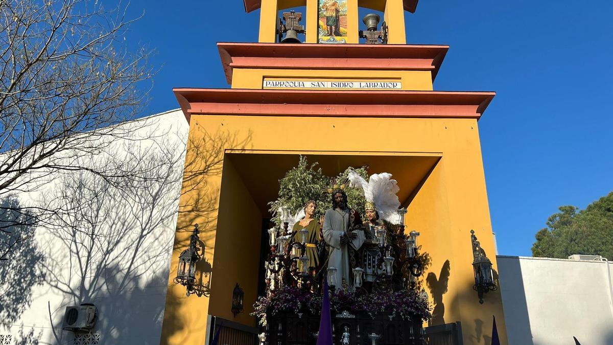 Vídeo | Así ha sido la salida Nuestro Padre Jesús de Nazaret por las calles de Pino Montano