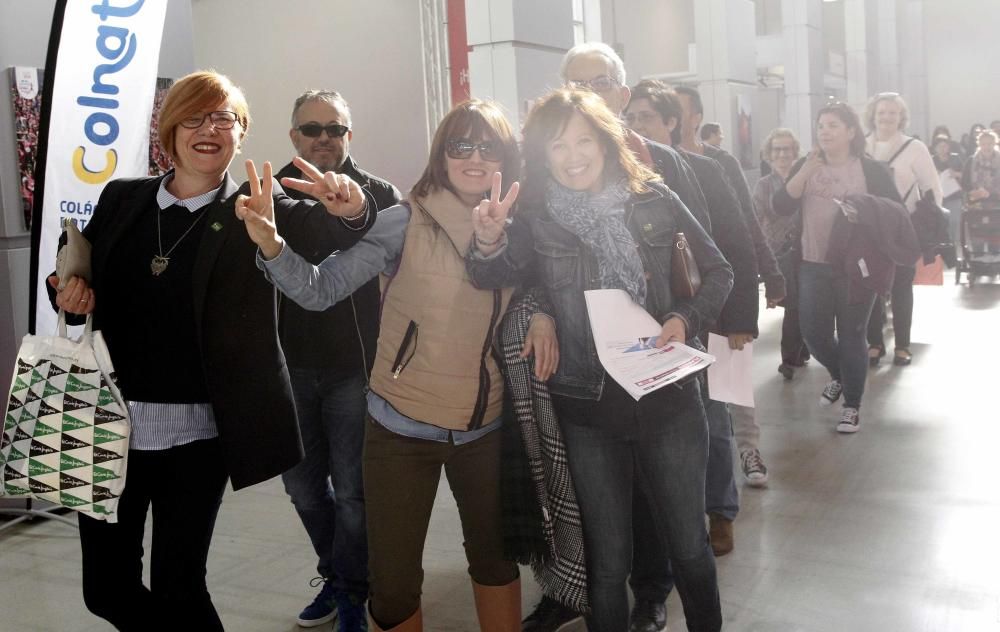 Recogida de dorsales de la Carrera de la Mujer