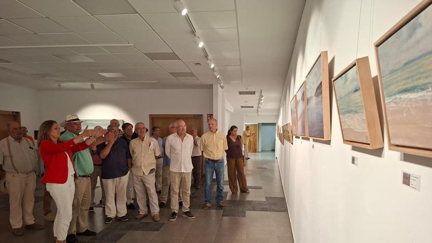 'A luz de Galicia', la nueva exposición del coruñés Juan Moreno que busca transmitir emociones a través de paisajes