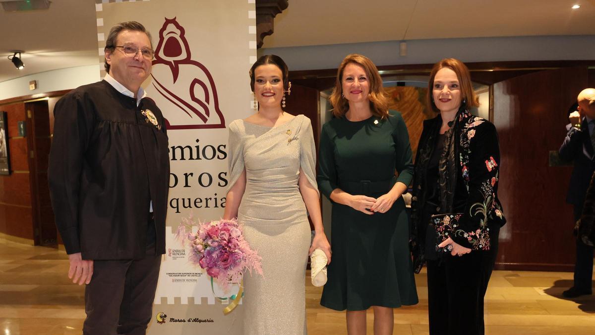 Vídeo: Moros d’Alqueria funden fiesta, talento y cultura en sus galardones más magdaleneros