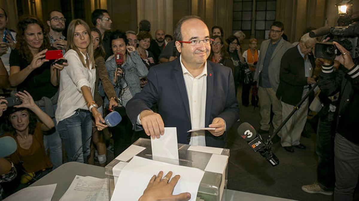 Declaracions del candidat del PSC, Miquel Iceta, després de votar.