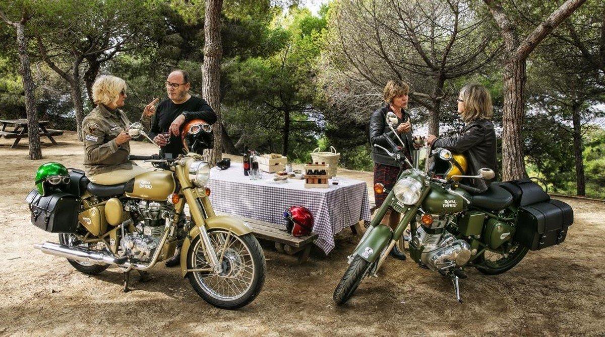 Una de las salidas propuestas por Angie y Deme, esta con pícnic en el Mirador del Migdia. Una de las salidas propuestas por Angie y Deme, esta con pícnic en el Mirador del Migdia.