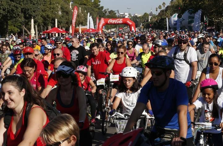 Búscate en nuestra galería del 'Día de la Bicicleta'