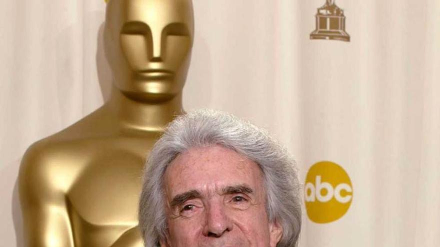 Arthur Hiller, en 2002.