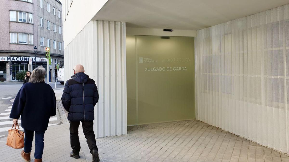 Entrada al juzgado de guardia, que también se verá afectado por la supresión.