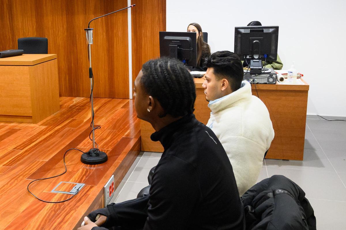 Starling Sepúlveda de la Cruz, alias 'Tigrefresa', y Amilkar Noel Salinas, en el juicio celebrado el 26 de enero en la Audiencia Provincial de Zaragoza.