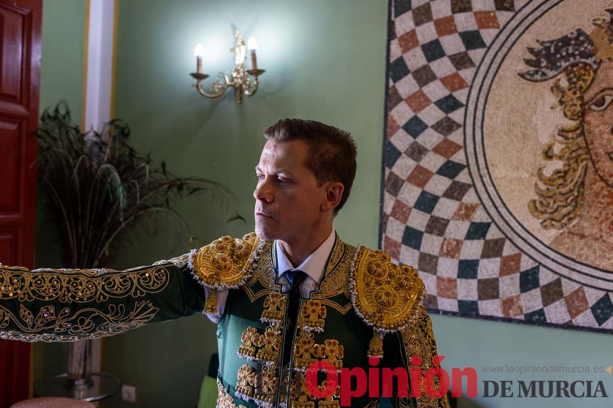 Despedida de los ruedos de Antonio José López 'El Rubio' en Cehegín. Así se ha vestido de torero